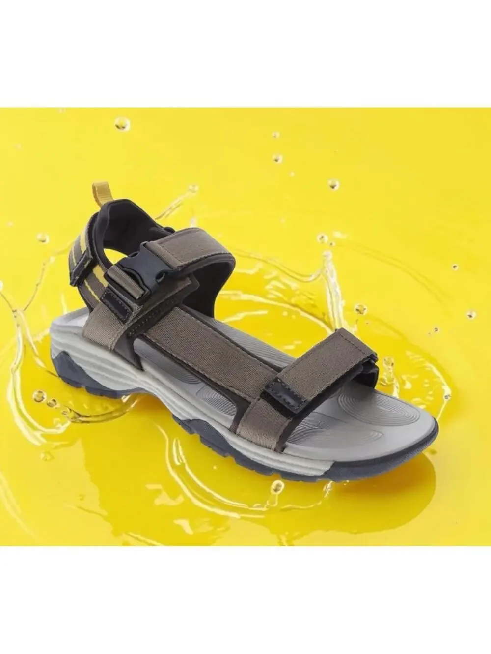 Bass Mens Trek Sporty Sandle Shoe Size 11